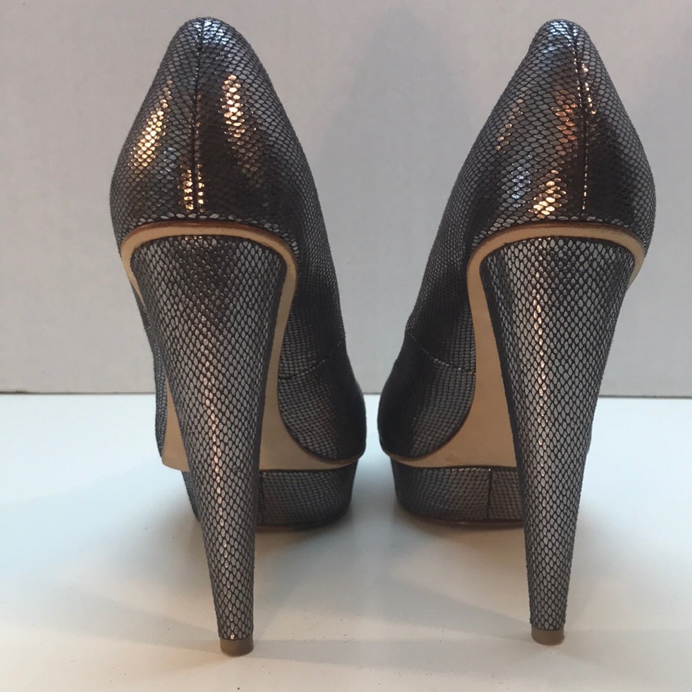 Steve Madden Metallic Gray Platform Heels Size 9.5 - Picture 4 of 8